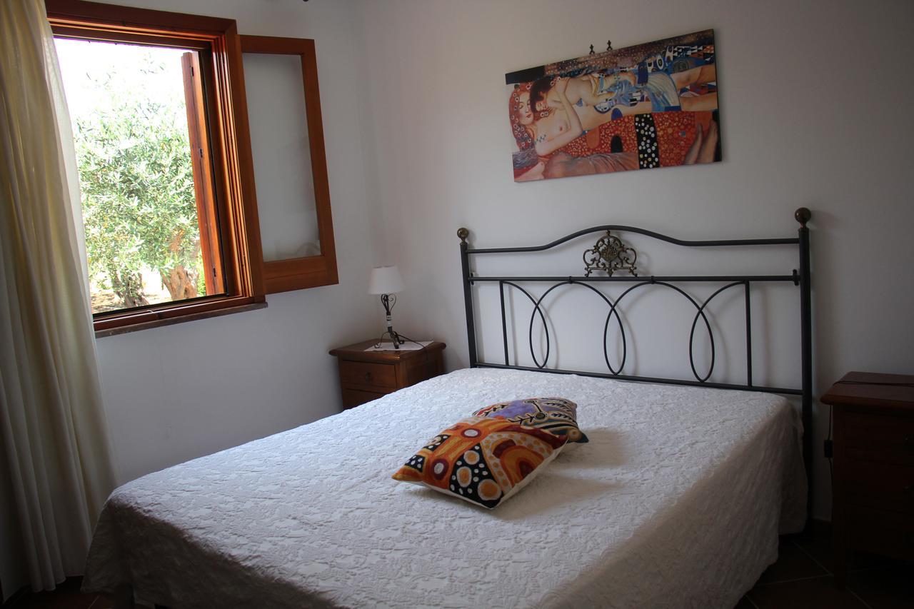 Uliveto House Bed and Breakfast Castellammare del Golfo Esterno foto